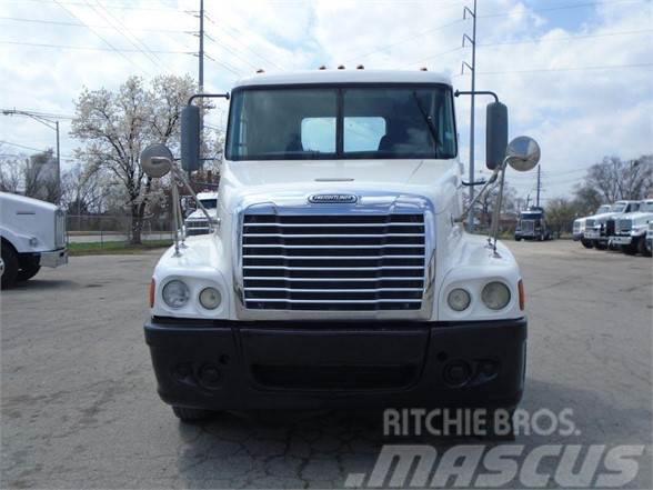 Freightliner CENTURY 120 Prime Movers
