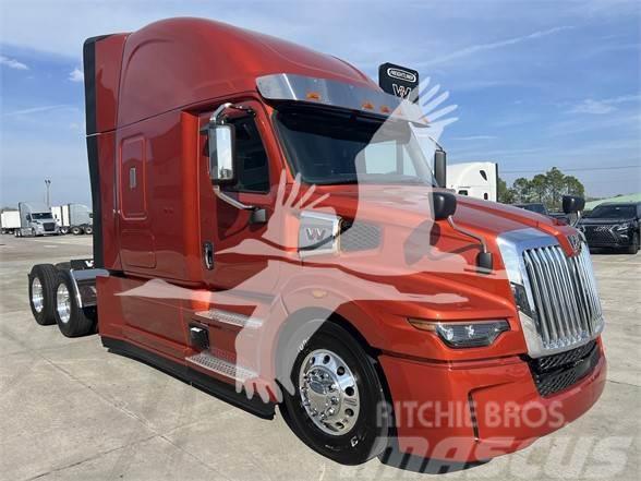 Western Star 57X Prime Movers