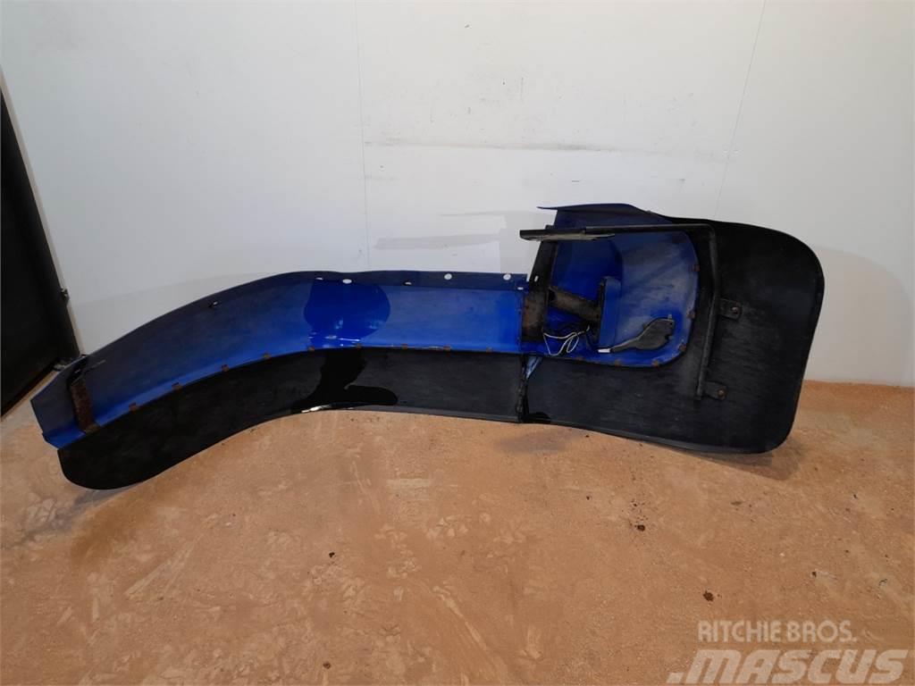 New Holland TM190 Rear Fender Chassis and suspension