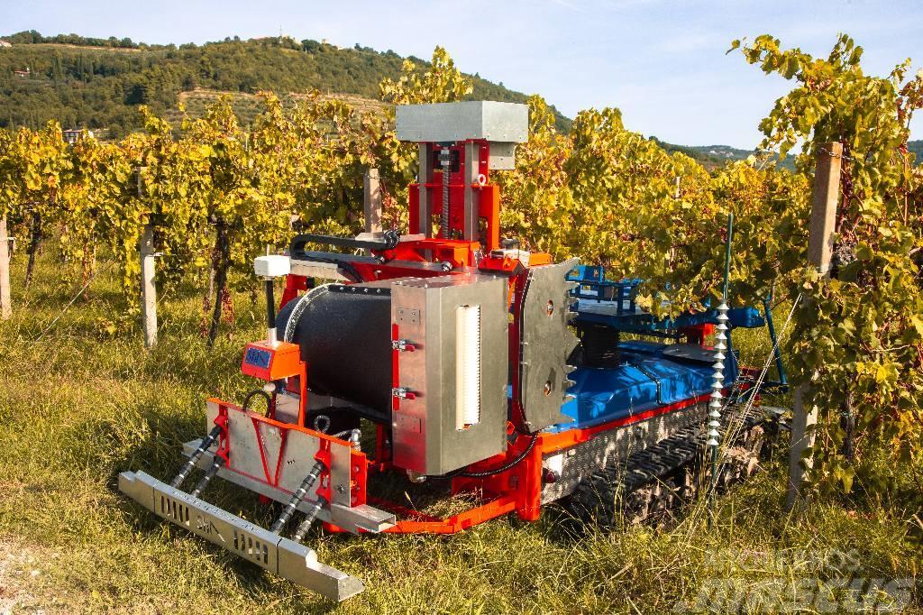  Pek automotive Vineyard and Orchard Robot Accessories for wine production
