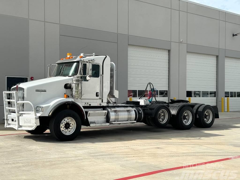 Kenworth T 800 Prime Movers