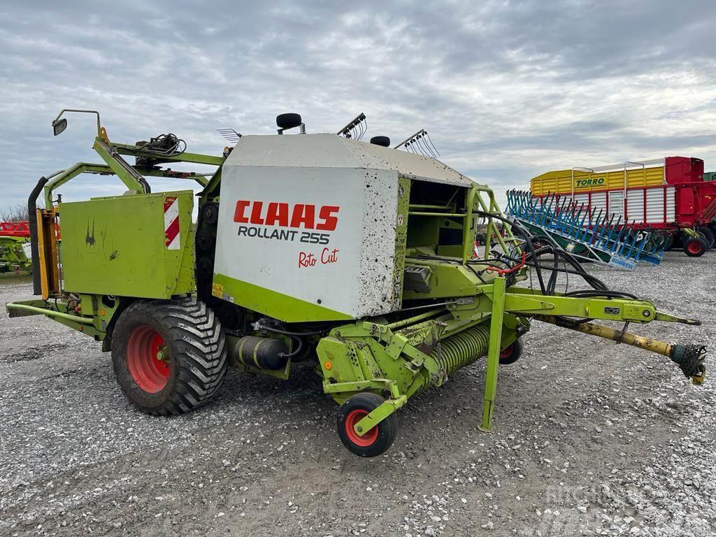 CLAAS ROLLANT 255 RC UNIWRAP Farm machinery