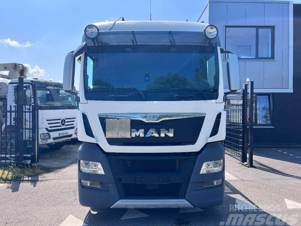 MAN TGX 26.560 6X2 EURO 6 - 11.500L VACUUM CLEANER - 2 Commercial vehicle