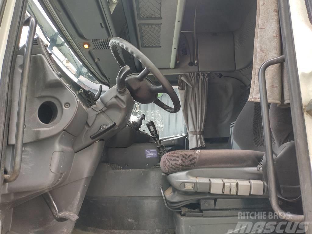 Scania R114 6x2 umpikori, työkoneeksi rekisteröity Box trucks