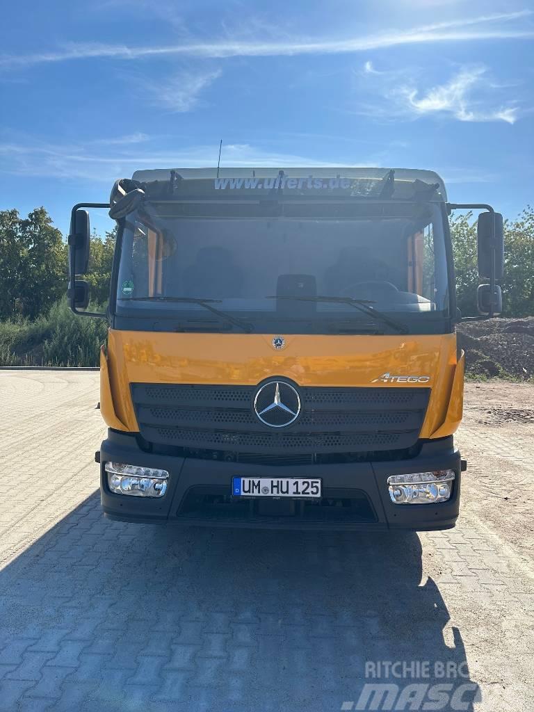 Mercedes-Benz Atego 967PKX2 Truck mounted cranes