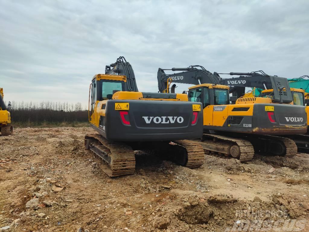Volvo EC220D Crawler excavators