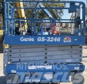 Genie GS-3246 Scissor Lift Scissor lifts