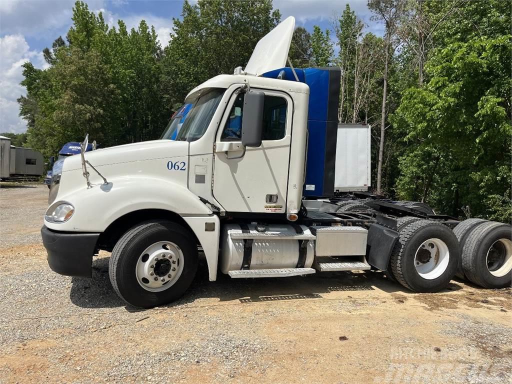 Freightliner Columbia 112 Tractor Units