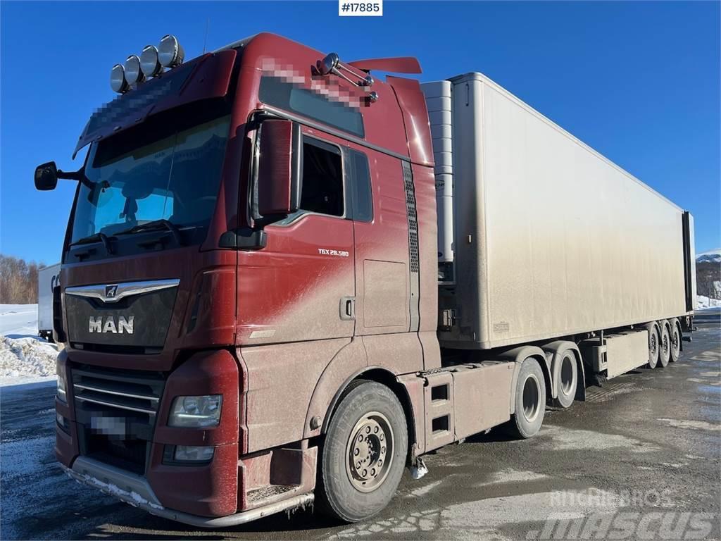 MAN TGX 28.580 6x2 truck w/ 2012 Chereau Inogam traile Prime Movers