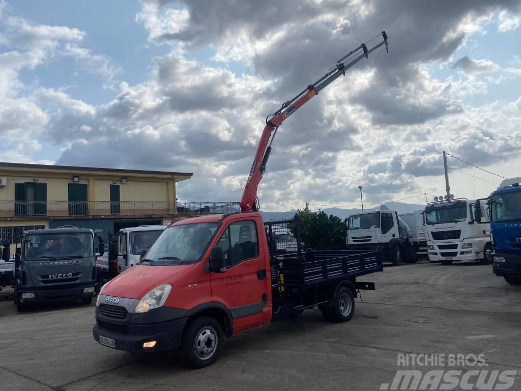 Iveco Daily 35 C 13 Truck mounted cranes