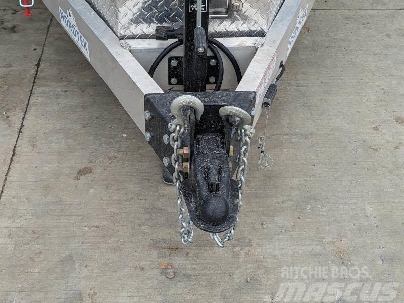  82 x 20' Aluminum Hydraulic Tilt Deck Trailer 82 x Car carrier