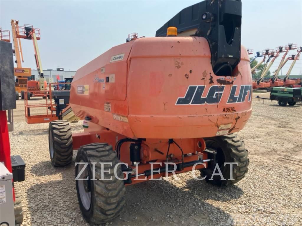 JLG 600S Articulated boom lifts
