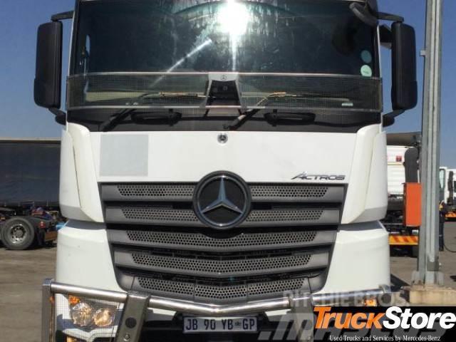 Fuso Actros ACTROS 2645LS/33 STD Prime Movers