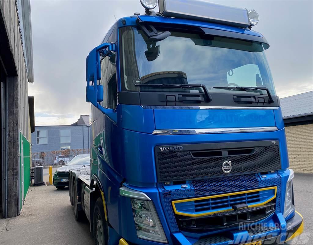 Volvo FH540 6x4 3200mm Hydr. Nav reduction Prime Movers