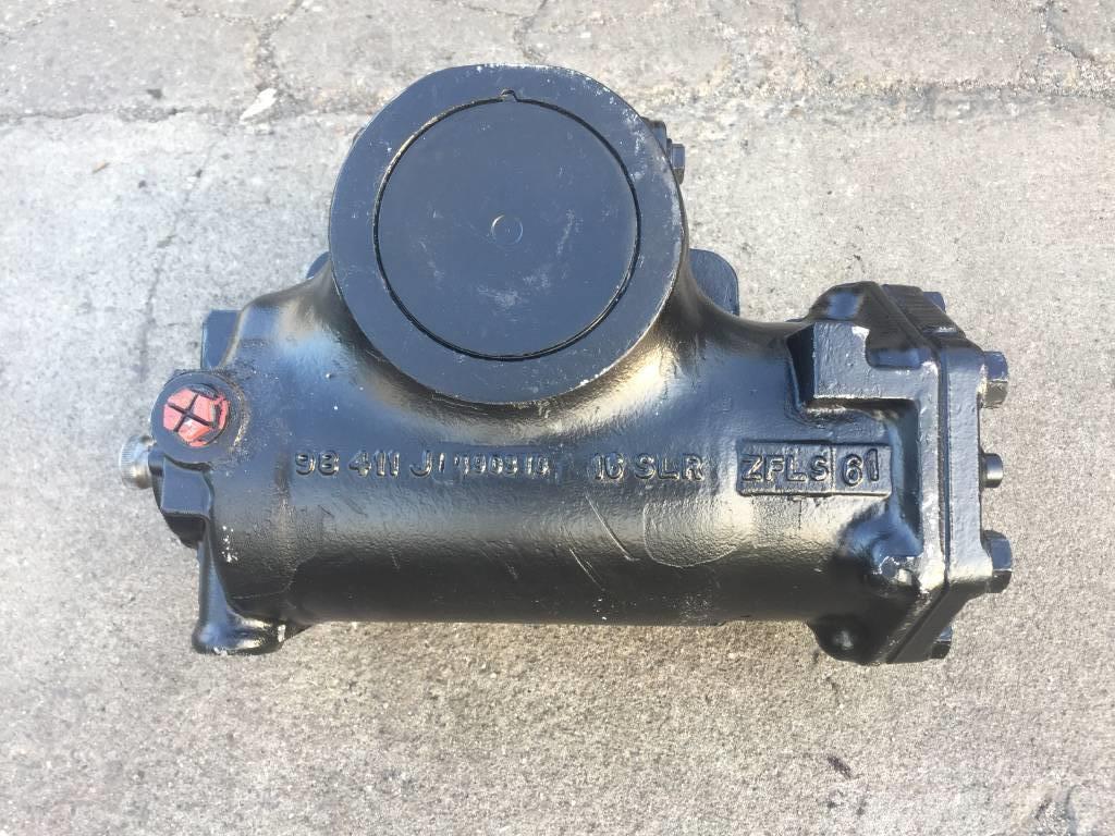 Volvo ZF Lenkgetriebe 250366 Gearboxes