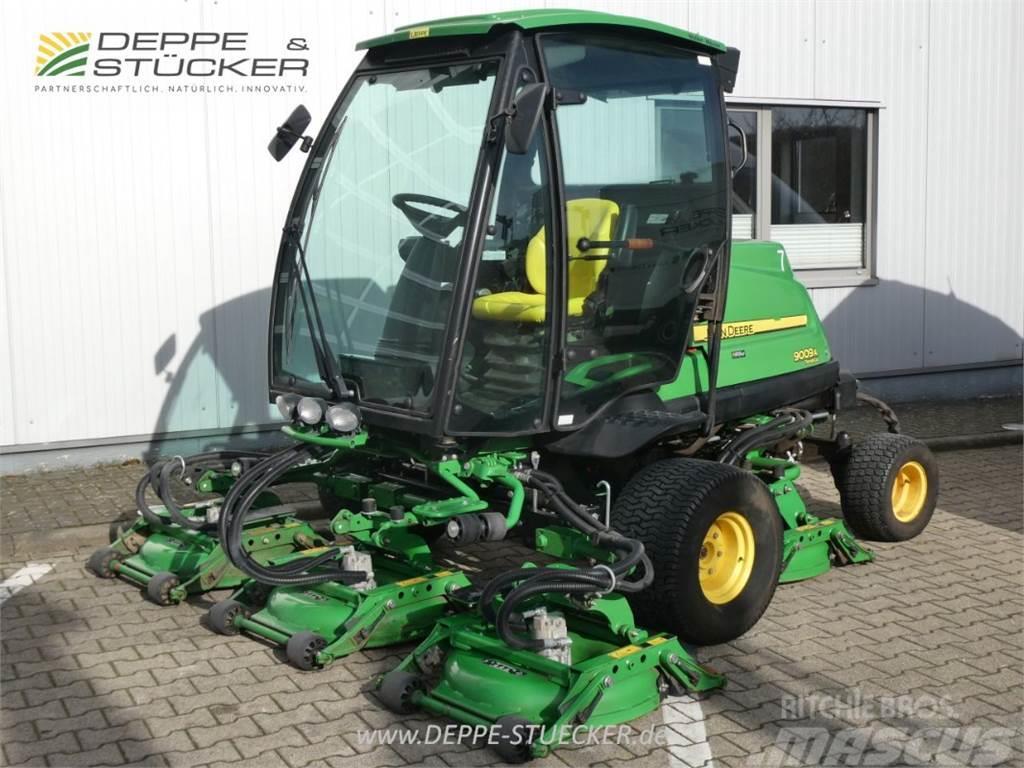 John Deere 9009A Farm machinery