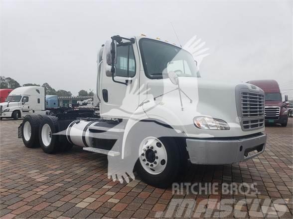 Freightliner BUSINESS CLASS M2 112 Prime Movers