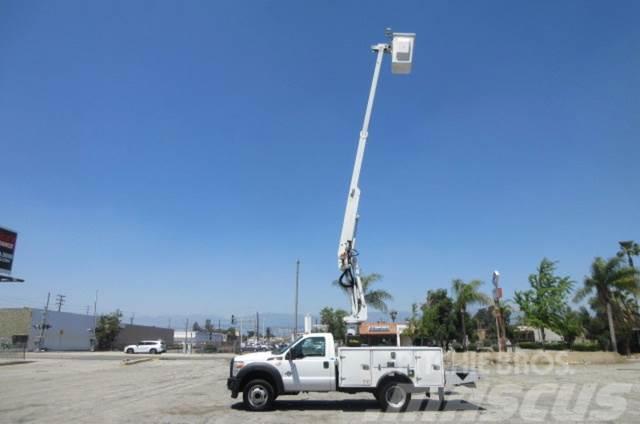 Ford F450 Truck mounted platforms