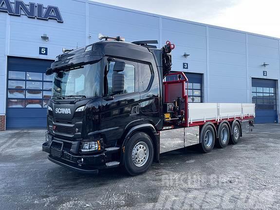 Scania G560B8x4*4NB byggevare bil med HMF 2820K7-1, 21,6  Truck mounted cranes