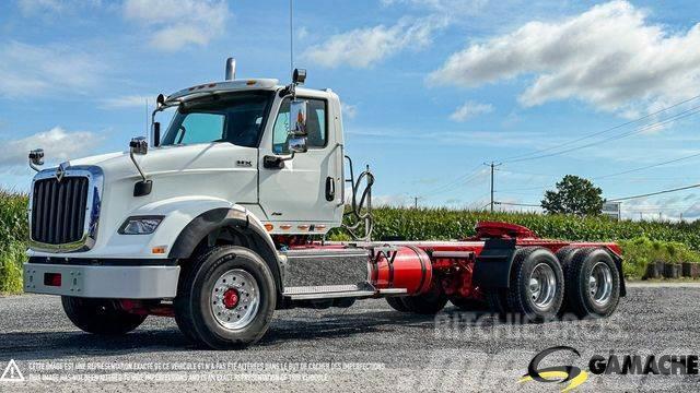 International HX620 DAY CAB LONG CHASSIS Prime Movers