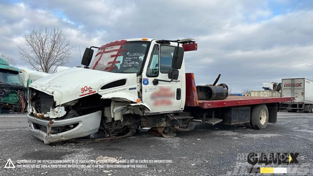 International 4100 DAMAGED TOWING Prime Movers