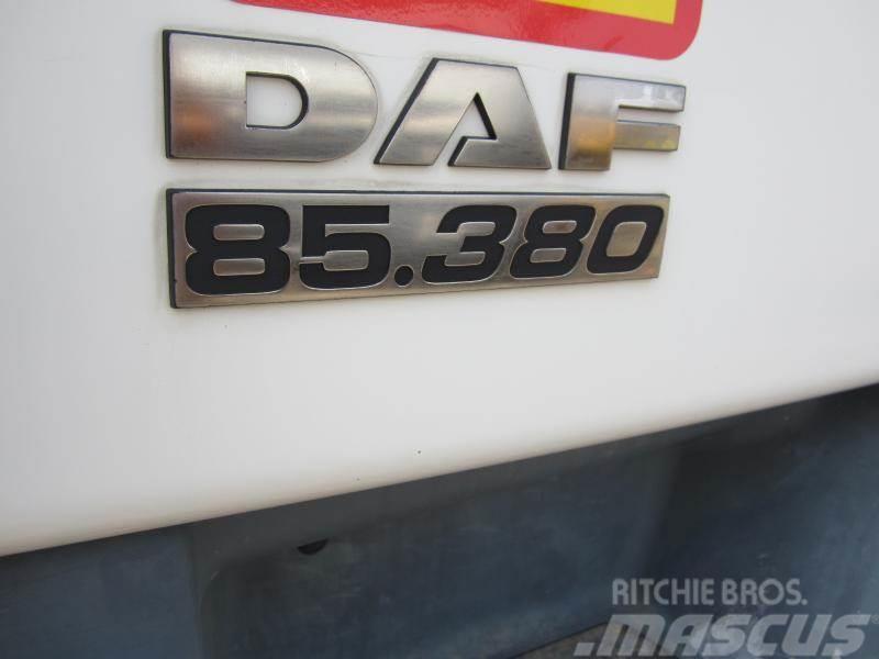 DAF CF85 380 Truck mounted cranes
