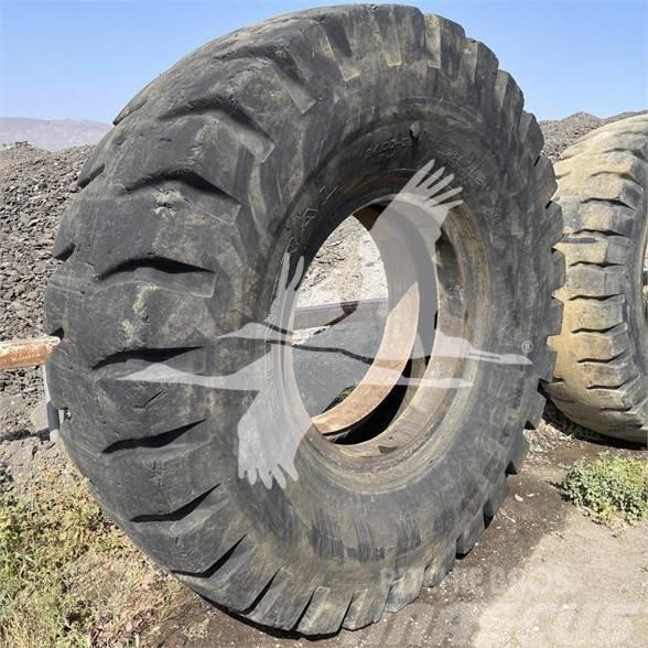  GENERAL 24.00x35 Tyres, wheels and rims