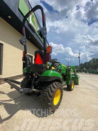 John Deere 1025R Compact tractors