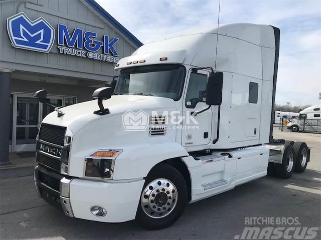 Mack AN64T Prime Movers