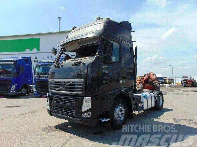 Volvo FH 13.460, automatic,damaged cabine, EEV, 931 Prime Movers