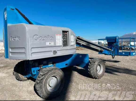 Genie S40 Used Personnel lifts and access elevators