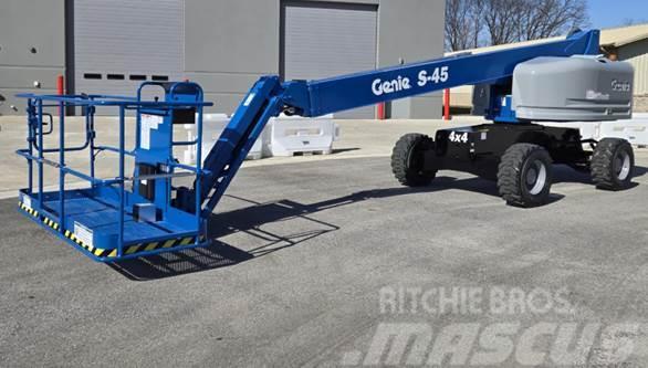 Genie S45 Used Personnel lifts and access elevators