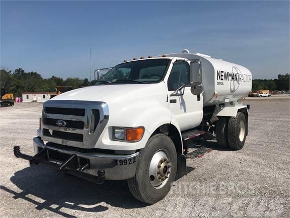Ford F750 Water bowser