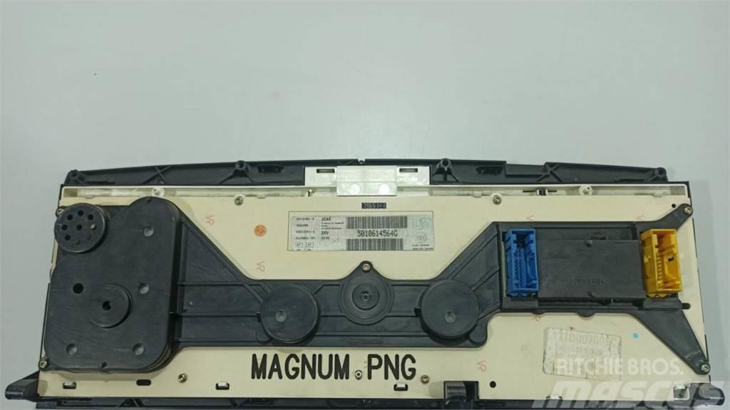 Renault Magnum Electronics