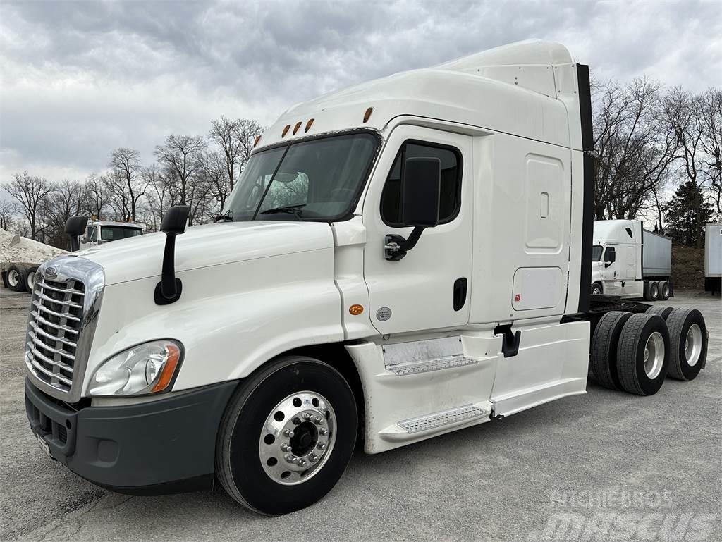Freightliner Cascadia 125 Prime Movers