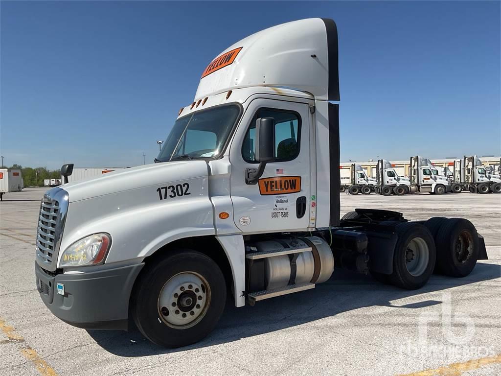 Freightliner CASCADIA125 Prime Movers