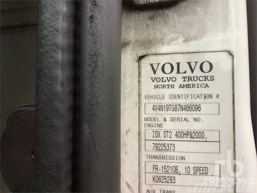 Volvo VNL42T Prime Movers