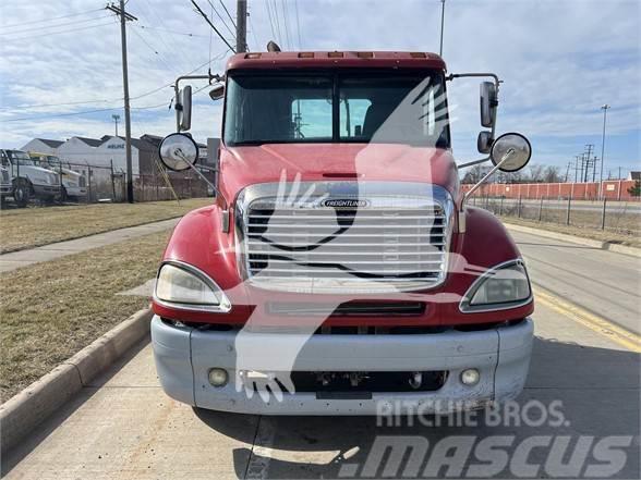 Freightliner COLUMBIA 112 Prime Movers