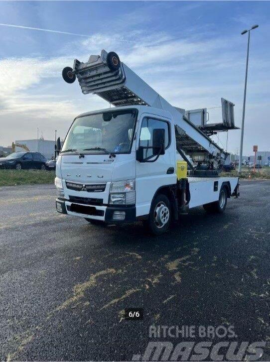 Mitsubishi Canter Fuso Furniture lift 27 m Truck mounted platforms