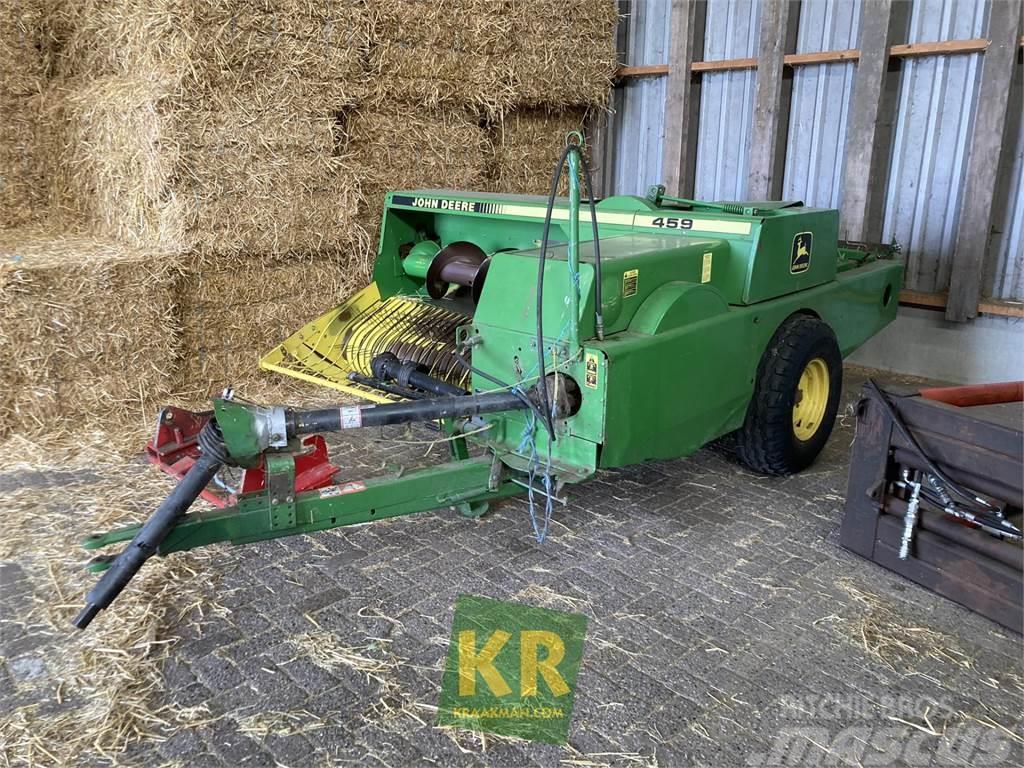 John Deere 459 Kleinpakkenpers Farm machinery