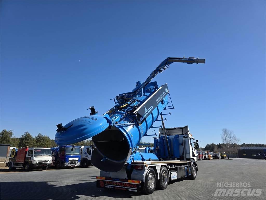 Scania Larsen FlexVac 311 Vacuum suction loader Commercial vehicle