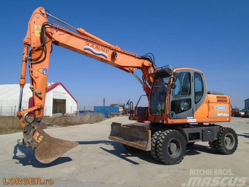 Doosan DX 140 W Wheeled excavators
