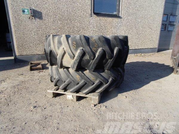Firestone 18,4-26 och 13-30 Tyres, wheels and rims