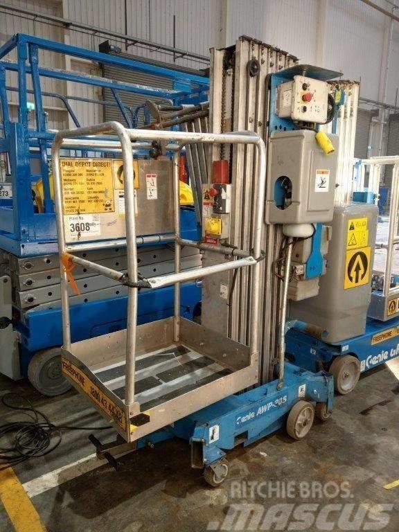 Genie AWP 30 DC Used Personnel lifts and access elevators