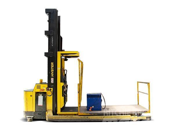 Hyster R30XMF2 High lift order picker