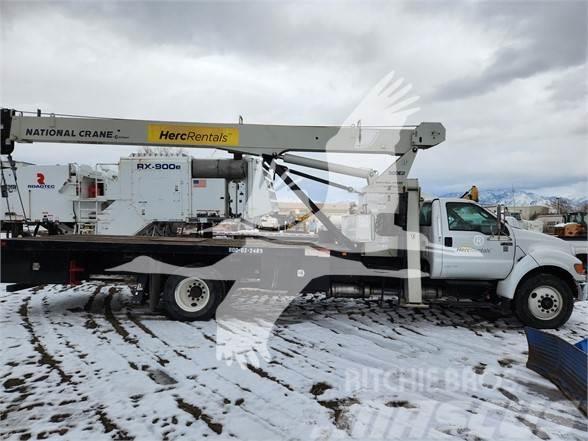 National 571E2 Truck mounted cranes