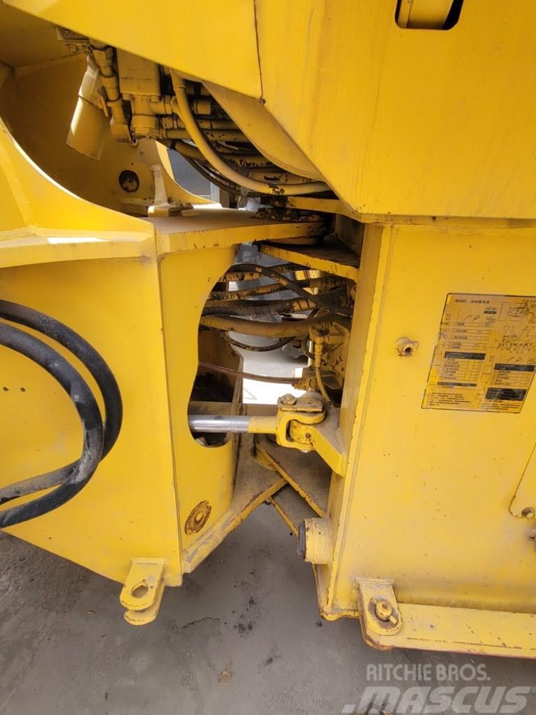 Komatsu WA 320-6 Wheel loaders