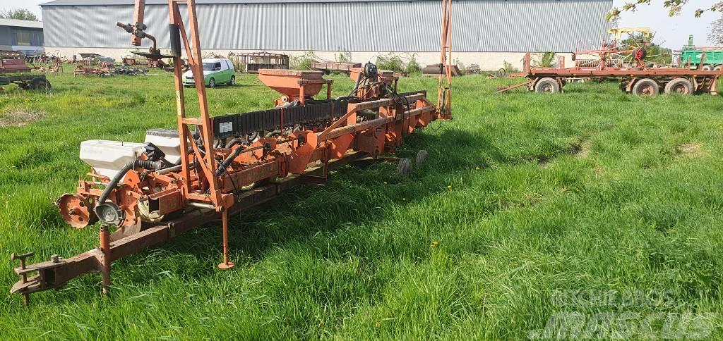 Kuhn Planter Sowing machines