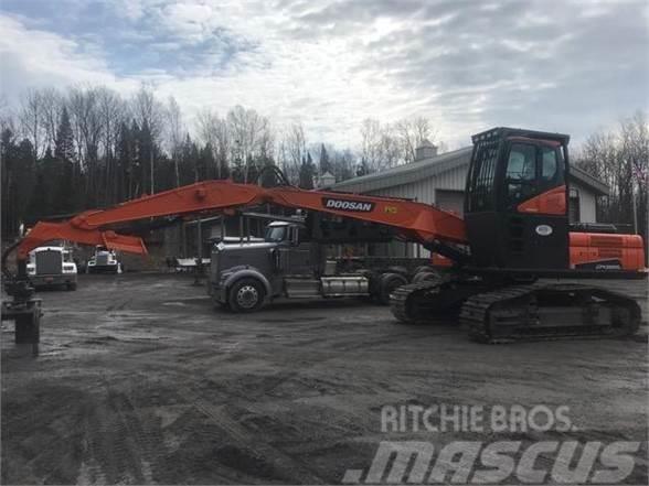 Develon DX225LL-5 Knuckle boom loaders