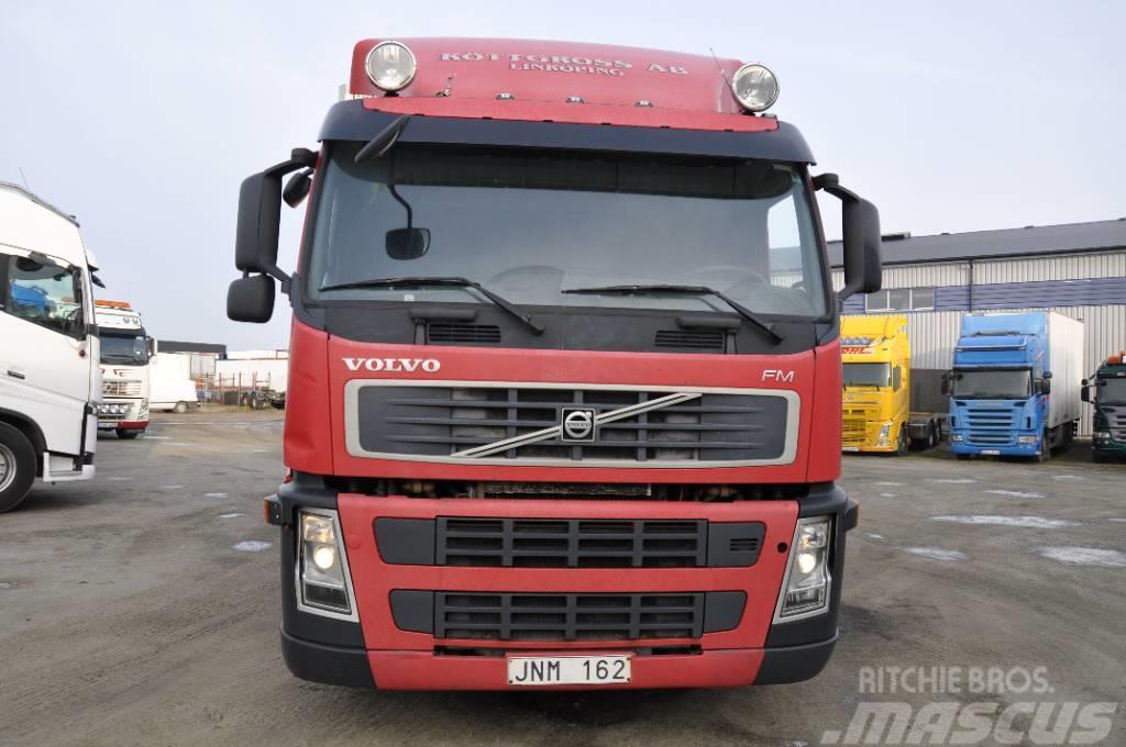 Volvo FM- 300 6*2 Temperature controlled trucks